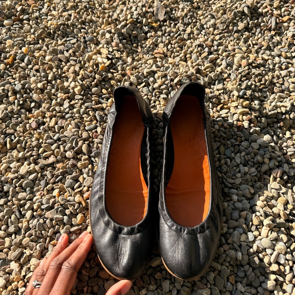 HERMÈS BLACK LEATHER VINTAGE BALLET FLATS SIZE 38 - Picture 7 of 7